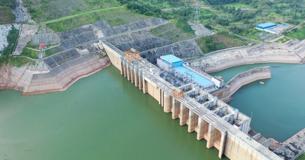 TS RMIT hiến kế ứng dụng AI theo dõi mực nước hồ chứa, có thể cảnh báo lũ sớm trước 48–72 giờ- Ảnh 2. TS RMIT hiến kế ứng dụng AI theo dõi mực nước hồ chứa, có thể cảnh báo lũ sớm trước 48–72 giờ- Ảnh 2.