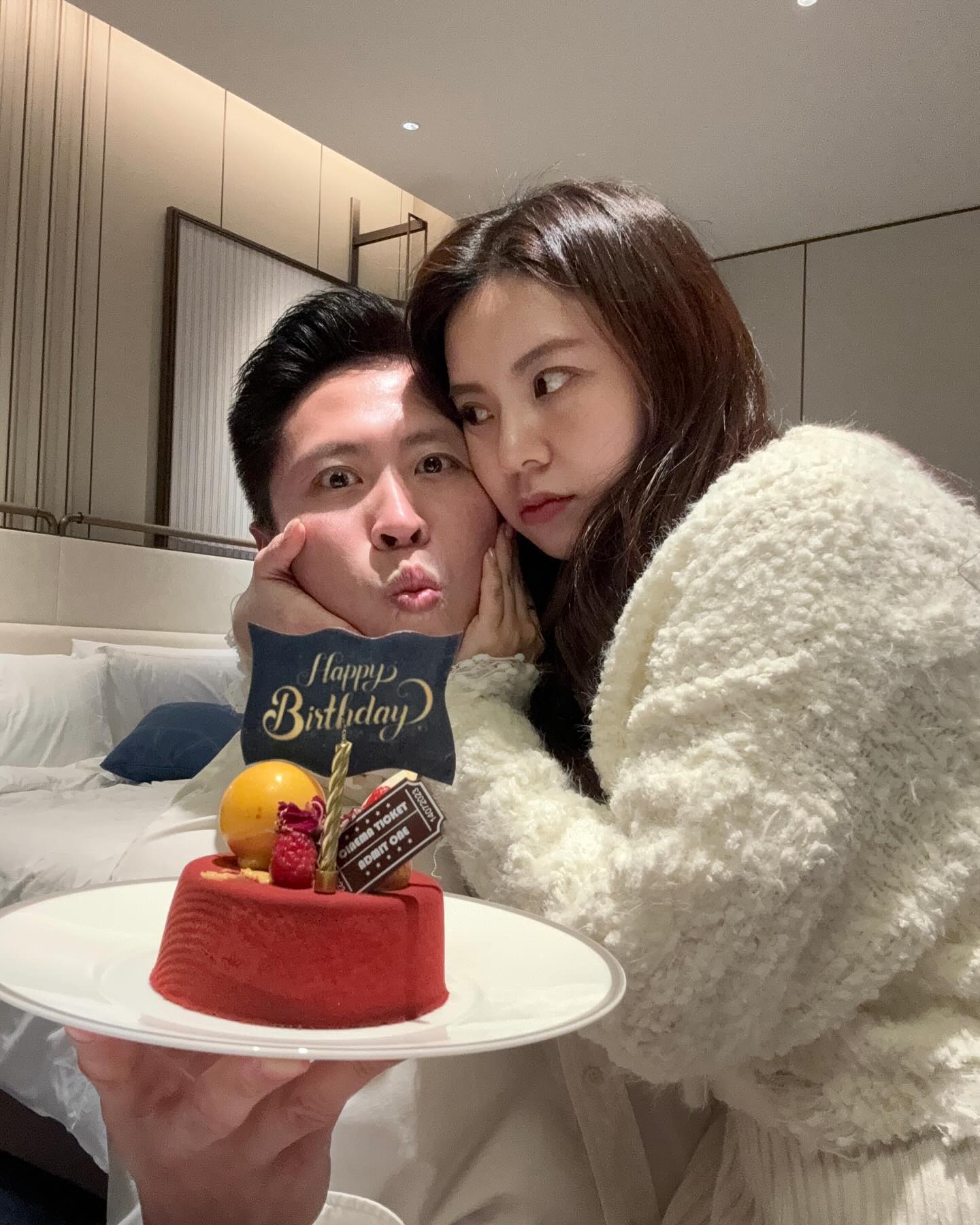 Chuyện tình 10 năm dang dở, chia sẻ xé lòng từ vợ sắp cưới của lính cứu hoả qua đời trong vụ cháy- Ảnh 6.