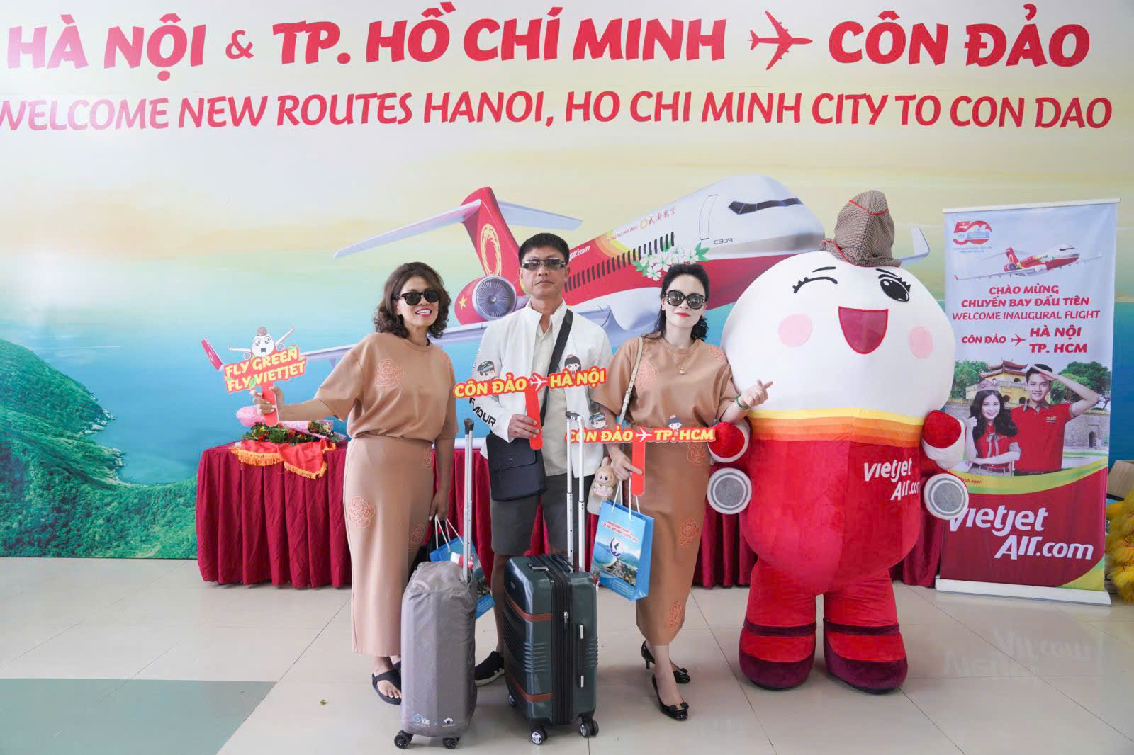 Vietjet tiếp tục khai thác các đường bay đến Côn Đảo từ 03/12/2025- Ảnh 1.