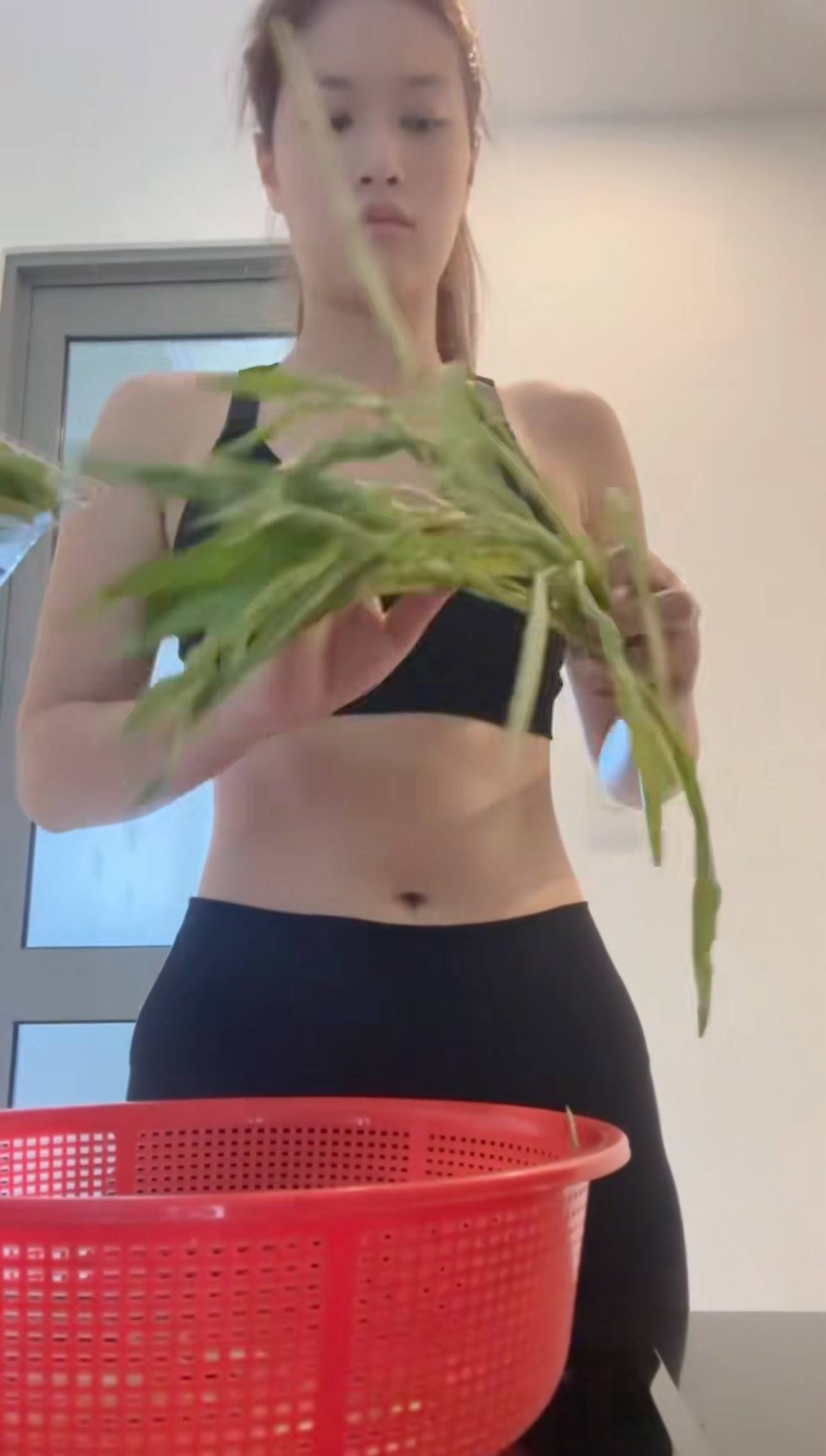 Chuyện gì đang xảy ra với Đoàn Thiên Ân?- Ảnh 5. Chuyện gì đang xảy ra với Đoàn Thiên Ân?- Ảnh 5.