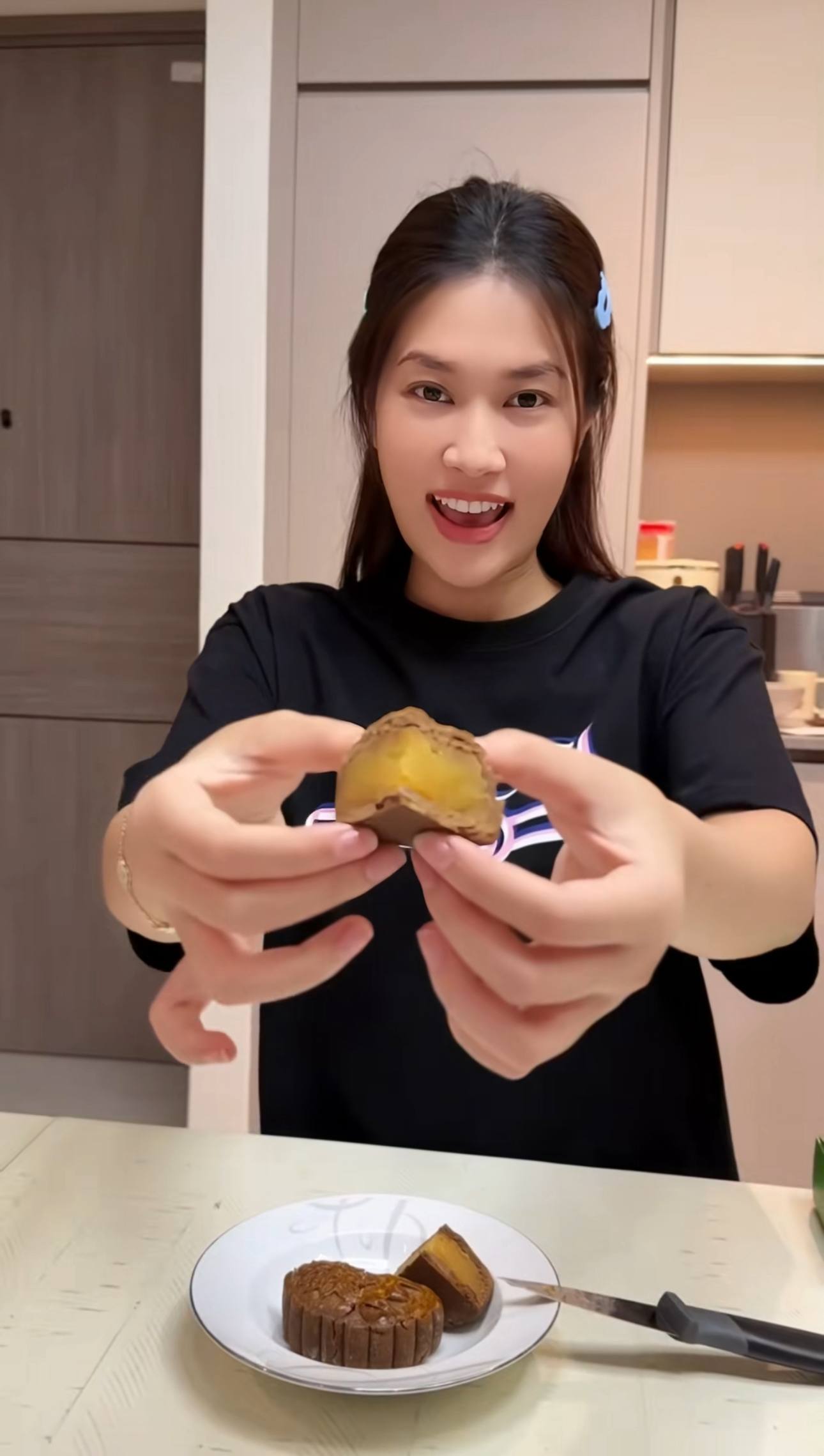 Chuyện gì đang xảy ra với Đoàn Thiên Ân?- Ảnh 12. Chuyện gì đang xảy ra với Đoàn Thiên Ân?- Ảnh 12.