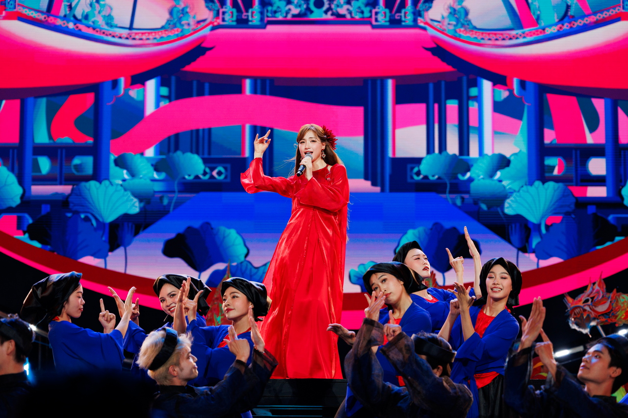 "Nóng" chuyện khách mời ở các liveshow- Ảnh 5.