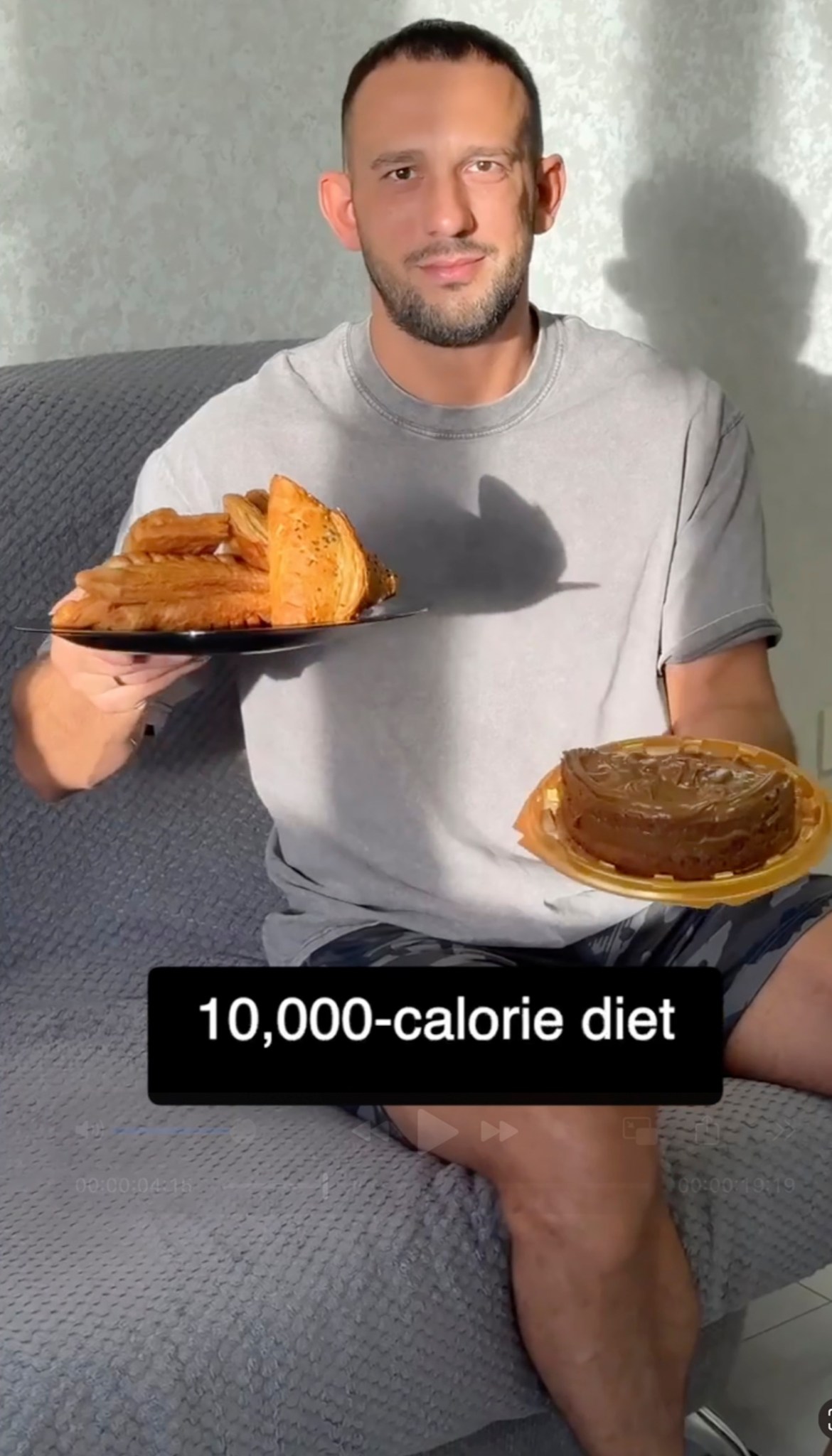 Tăng 20kg cực đoan để làm content, HLV người thể hình đột ngột tử vong- Ảnh 1. Tăng 20kg cực đoan để làm content, HLV người thể hình đột ngột tử vong- Ảnh 1.