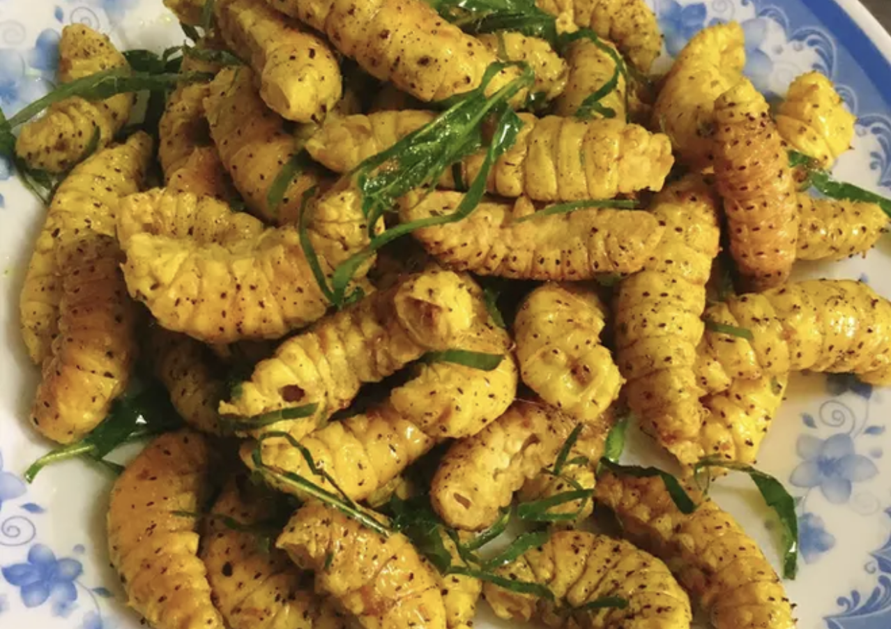 Món đặc sản Việt nhìn như "sâu khổng lồ" khiến ai cũng rùng mình, vậy mà ăn rồi lại ghiền không dứt- Ảnh 5.