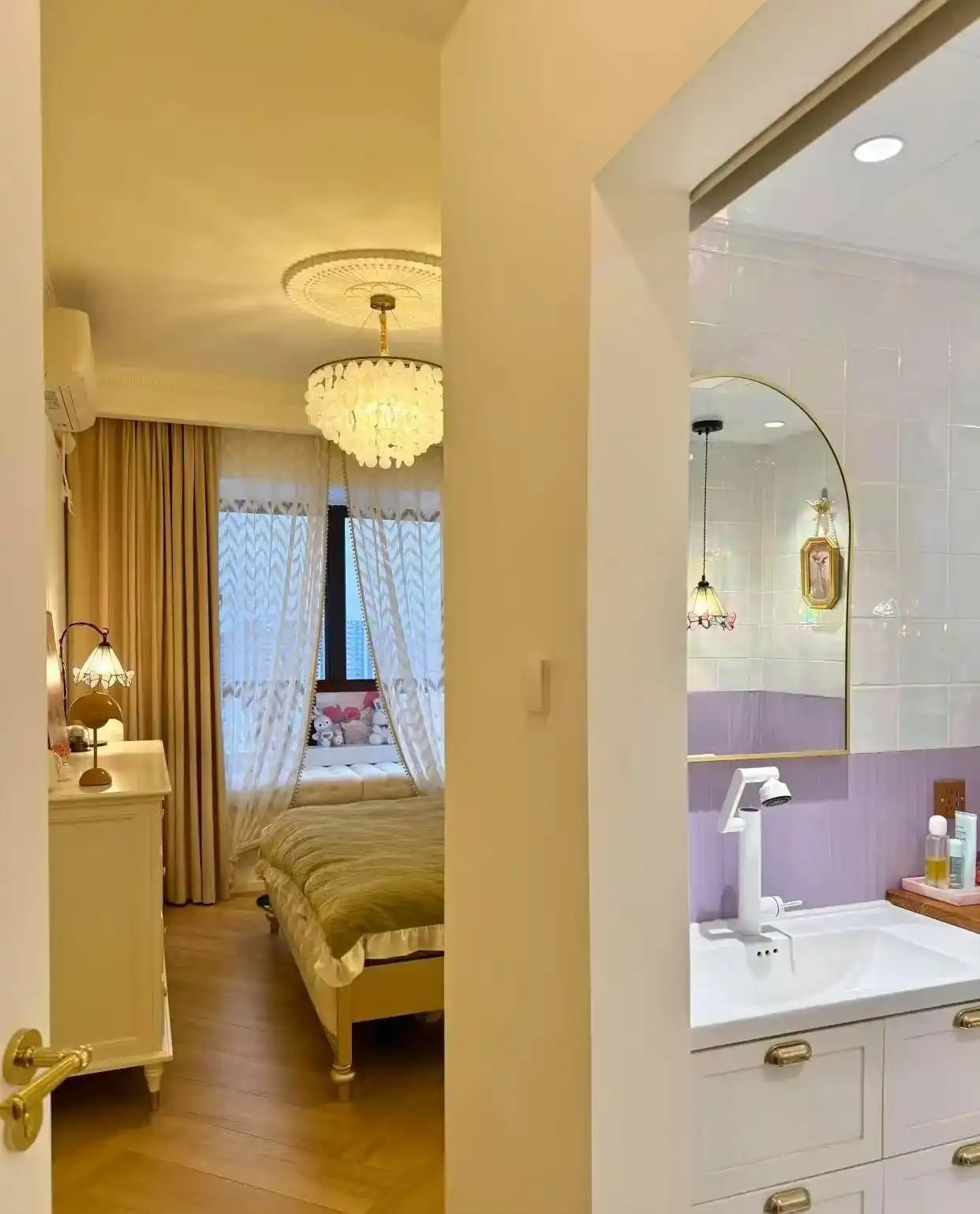 Nhiều người chê căn hộ 2 ban công bất tiện, cho tới khi thấy 2 vợ chồng trẻ ra tay- Ảnh 9.