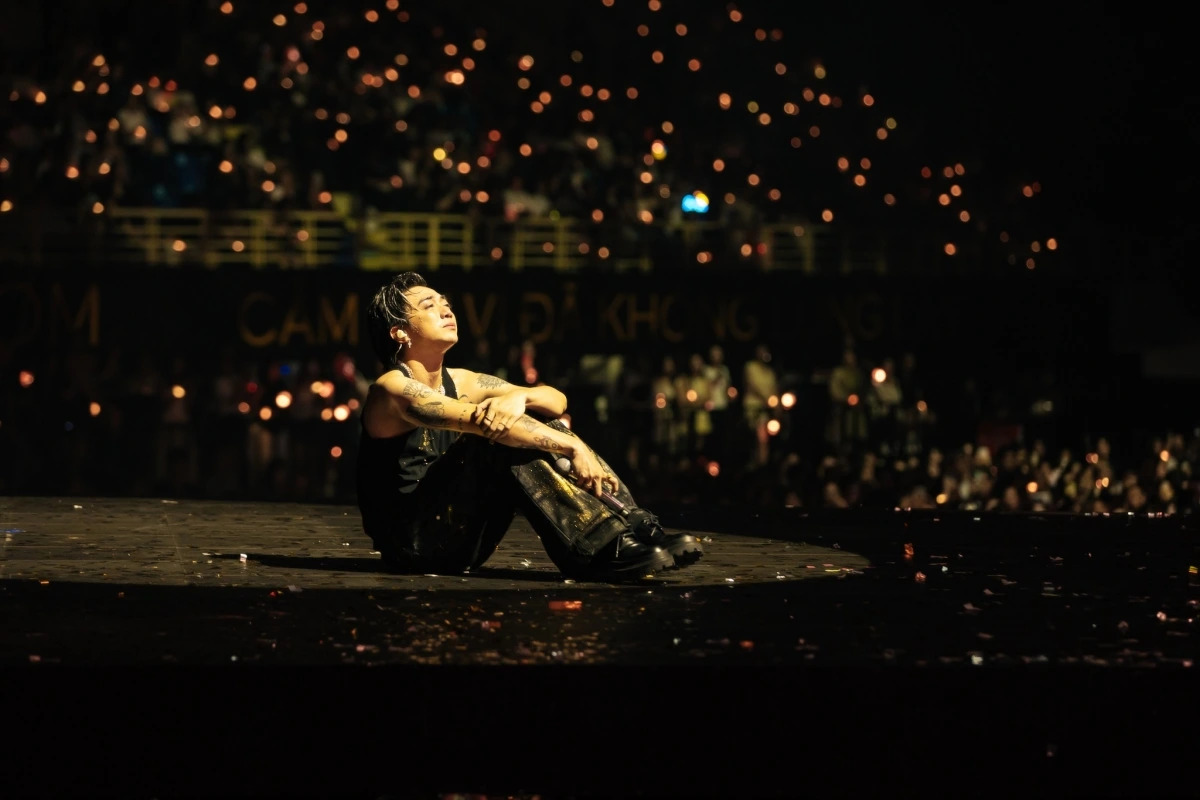 SOOBIN khóc nức nở vì bị fan quay lưng- Ảnh 2.