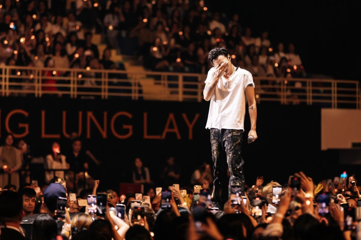 SOOBIN khóc nức nở vì bị fan quay lưng- Ảnh 4.