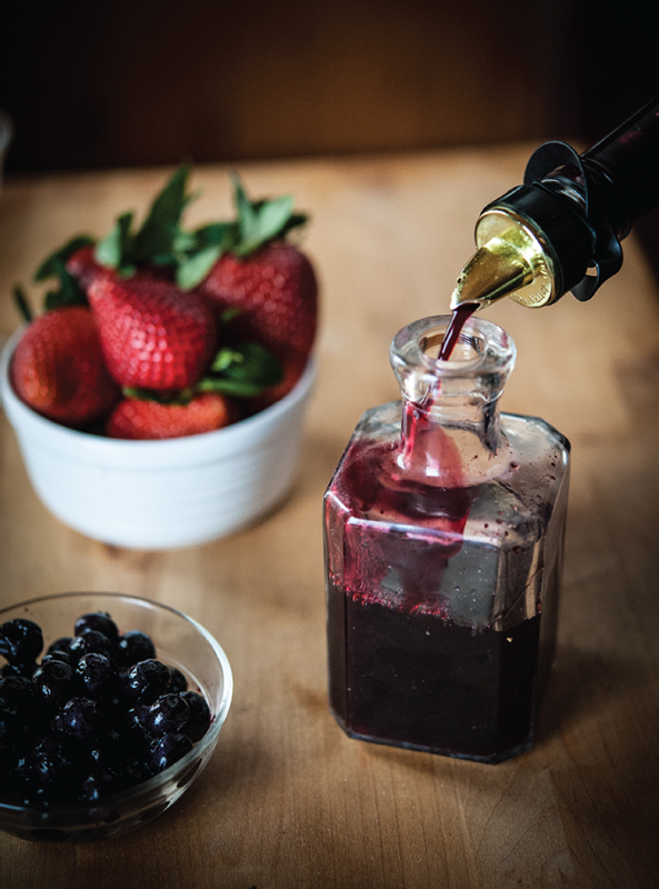 Mỹ nhân "đẹp tự nhiên nhất xứ Hàn" U45 da vẫn tràn đầy collagen nhờ 1 thức uống đỏ loẹt bán đầy siêu thị, chợ Việt- Ảnh 6.