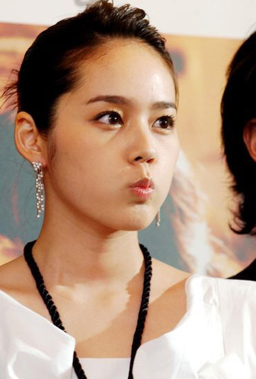 Mỹ nhân "đẹp tự nhiên nhất xứ Hàn" U45 da vẫn tràn đầy collagen nhờ 1 thức uống đỏ loẹt bán đầy siêu thị, chợ Việt- Ảnh 8.