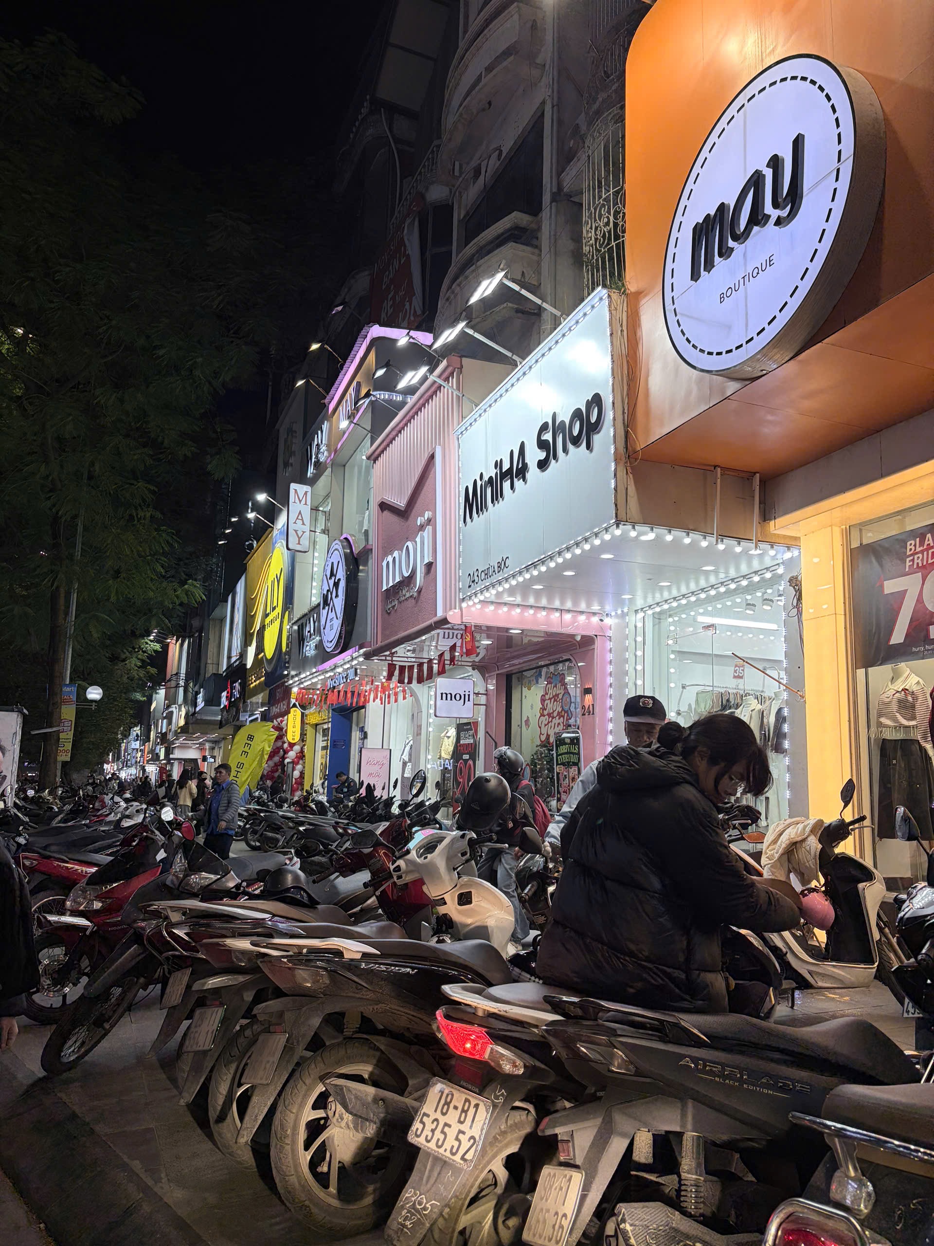 Tình hình BLACK FRIDAY năm nay: Quần áo rẻ đậm sâu, chất lượng gây tò mò- Ảnh 10.