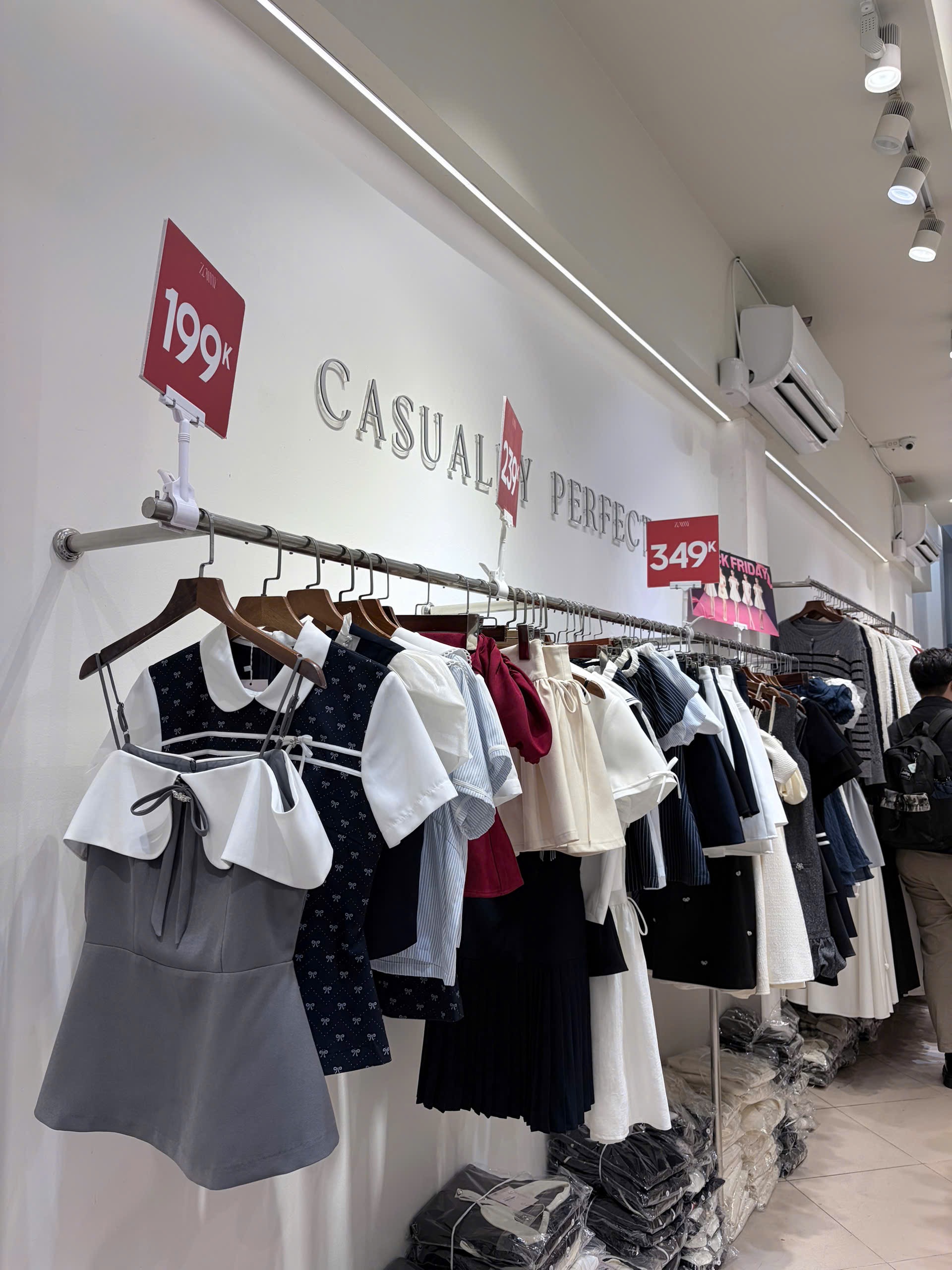 Tình hình BLACK FRIDAY năm nay: Quần áo rẻ đậm sâu, chất lượng gây tò mò- Ảnh 16.