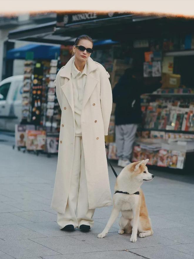 Mùa đông đừng chỉ mặc đen: 3 gam màu này giúp chị em trẻ ra vài tuổi- Ảnh 36.