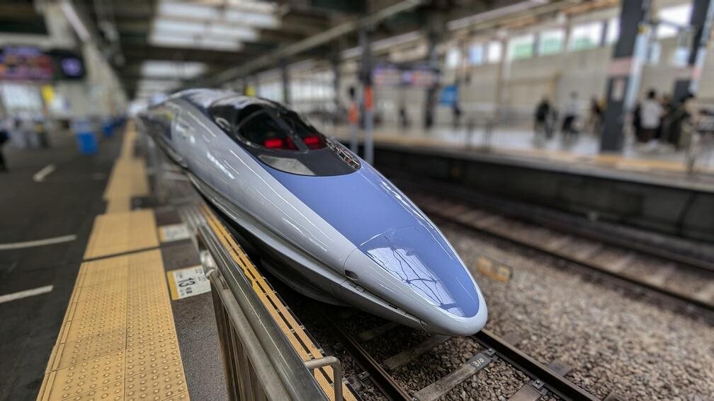 Xem cách người Nhật "vẽ hình" kỳ lạ cho tàu Shinkashen mới kinh ngạc trước khối óc của họ kỳ tài đến mức nào- Ảnh 4.