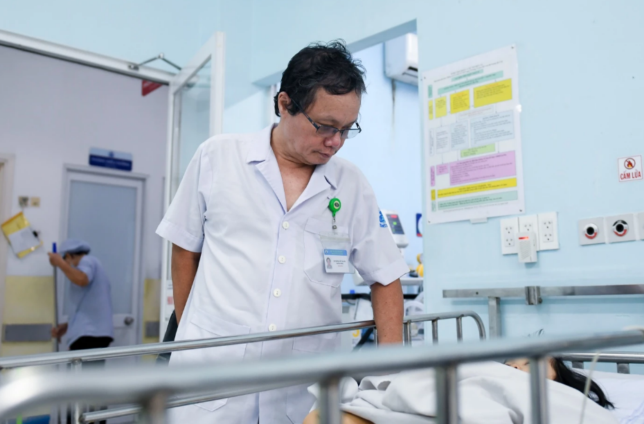 Cúm A/H3N2 và nguy cơ dịch chồng dịch ở trẻ em: Khuyến cáo từ chuyên gia- Ảnh 1.