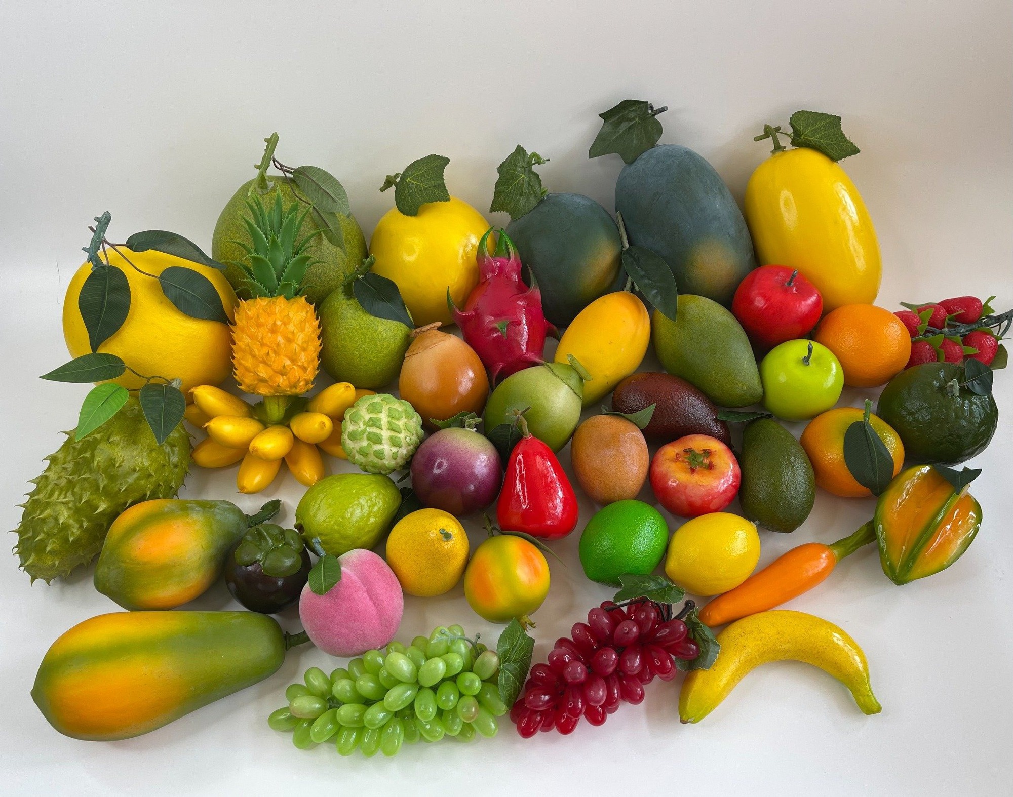 Quen tay đặt 4 thứ dưới chân bàn thờ: Thần Tài ghét bỏ, gia chủ nghèo khó quanh năm- Ảnh 2. Quen tay đặt 4 thứ dưới chân bàn thờ: Thần Tài ghét bỏ, gia chủ nghèo khó quanh năm- Ảnh 2.