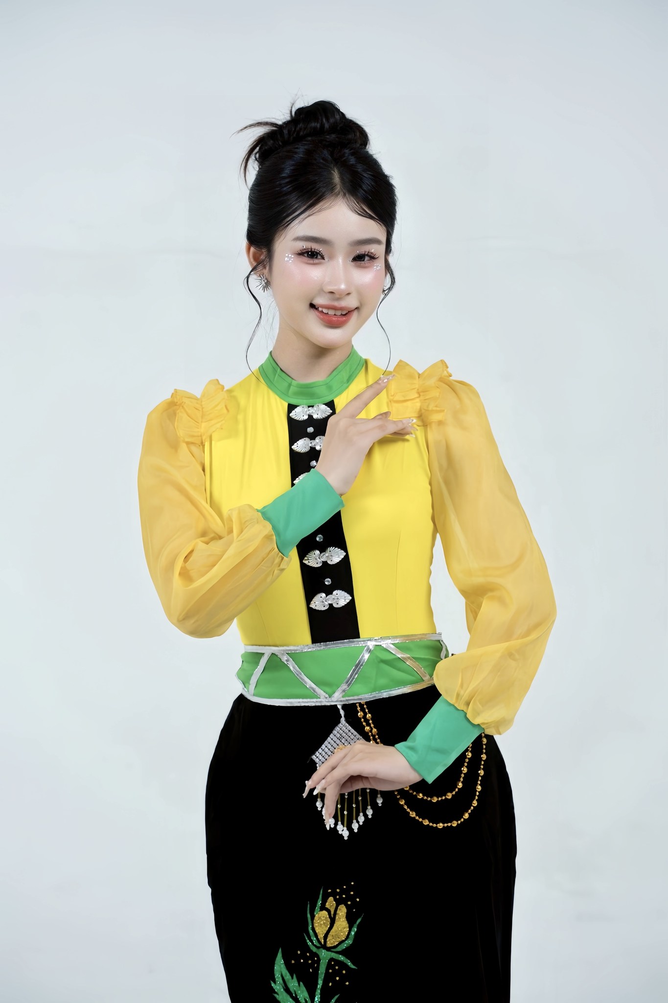 Cô gái Lạng Sơn “điên tình” ở Cách Em 1 Milimet: Ngoài đời yêu dancer tầm cỡ thế giới, hơn 16 tuổi- Ảnh 9.