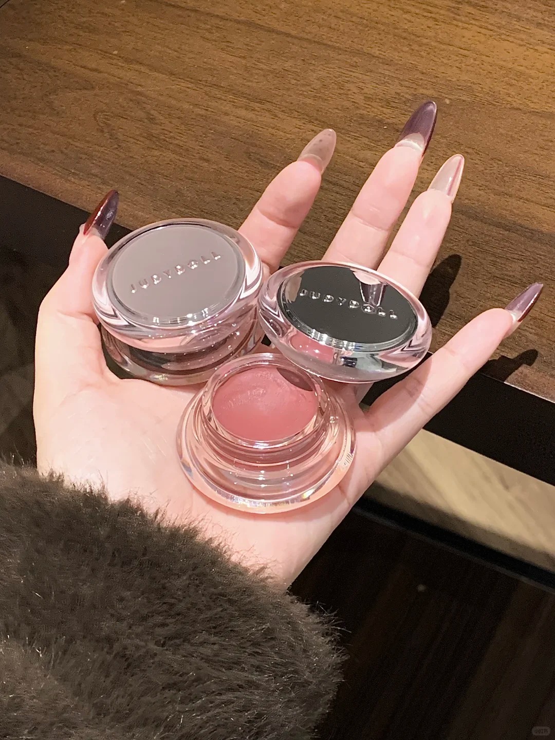 5 son môi kiêm má hồng tiện dụng, có loại "made in Vietnam" rất được yêu thích- Ảnh 6.