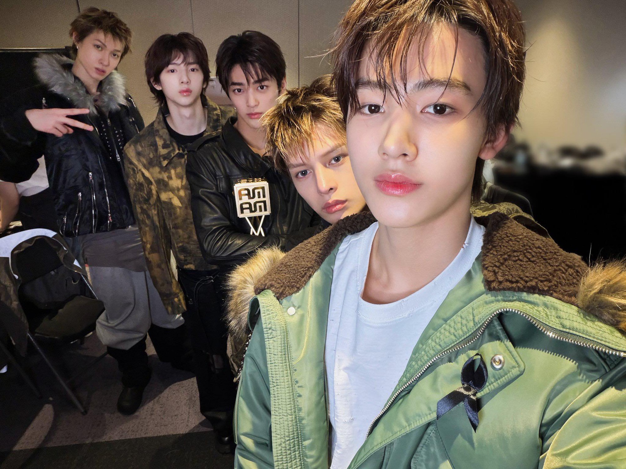 Biến căng của mỹ nam đẹp như xé truyện bước ra, visual đỉnh đến mấy cũng không cứu nổi tranh cãi- Ảnh 6.