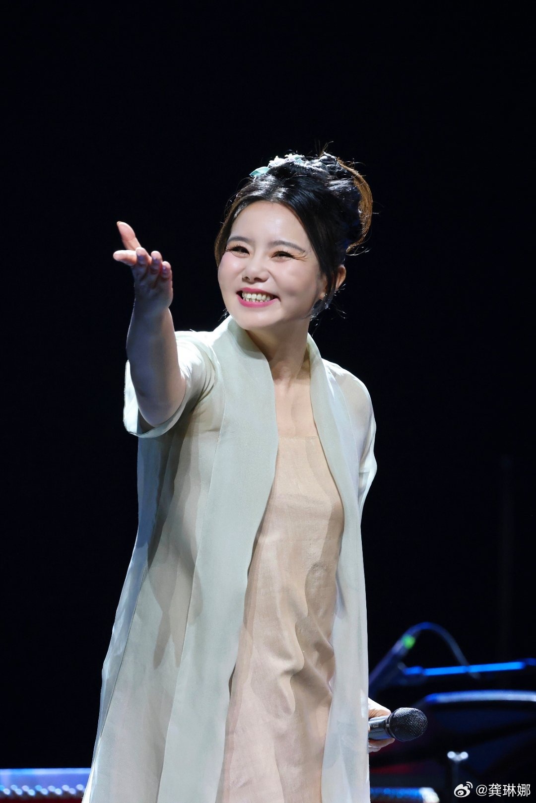 Người chị em thân thiết của Chi Pu dọn nhà lên núi ở ẩn sau cú sốc bị chồng bỏ, nằm liệt giường 3 tháng- Ảnh 7.