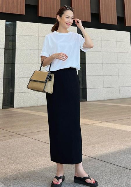 Tủ đồ tối giản cho phụ nữ trên 40: Chỉ cần giữ 10 món này - tiết kiệm mà vẫn mặc đẹp mỗi ngày- Ảnh 3.