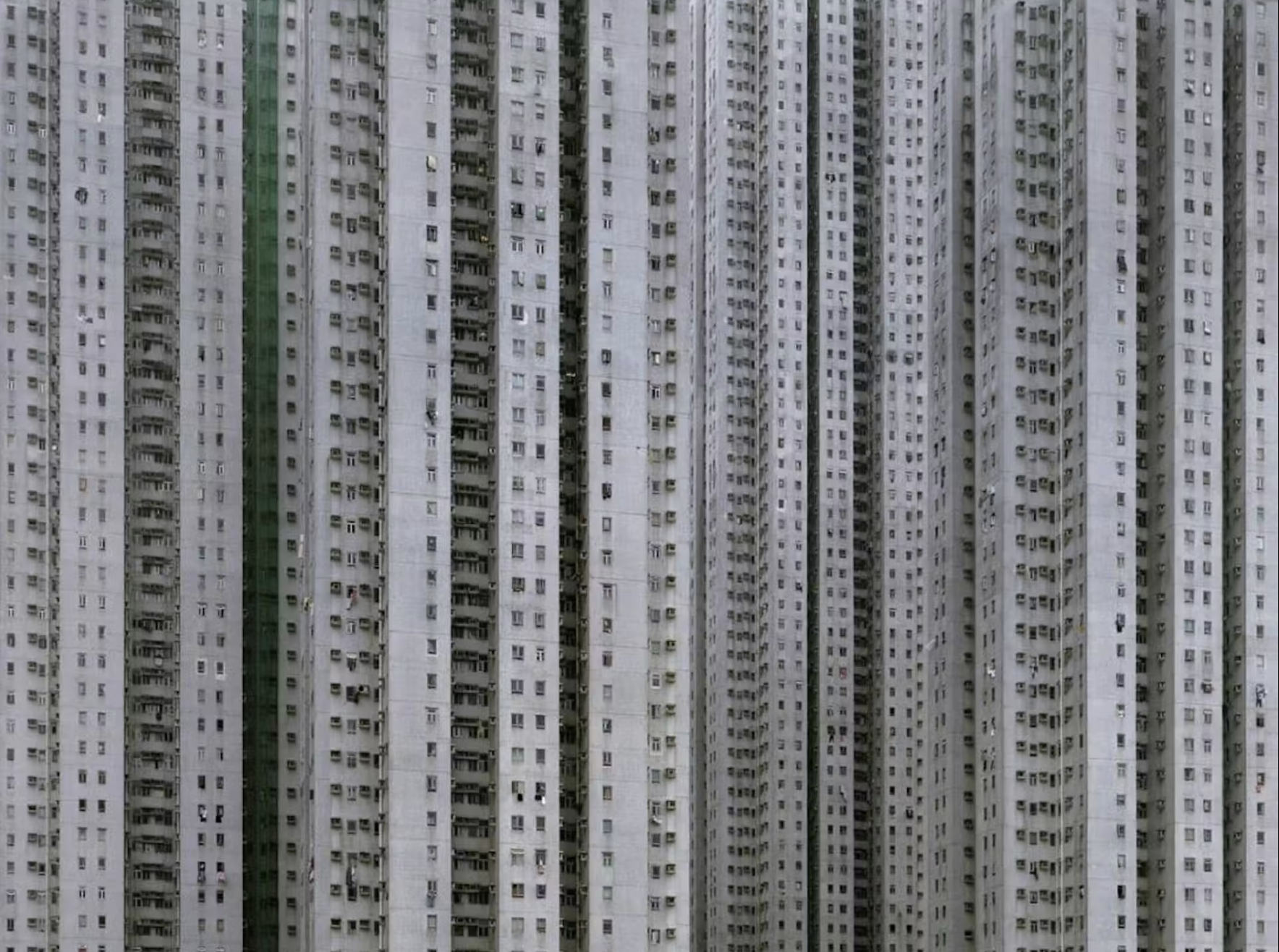 7,5 triệu đồng cho căn phòng chỉ rộng 1,39 - 1,67 m2: Cuộc sống nghẹt thở sau những toà chung cư chọc trời ở Hong Kong (Trung Quốc)- Ảnh 6. 7,5 triệu đồng cho căn phòng chỉ rộng 1,39 - 1,67 m2: Cuộc sống nghẹt thở sau những toà chung cư chọc trời ở Hong Kong (Trung Quốc)- Ảnh 6.