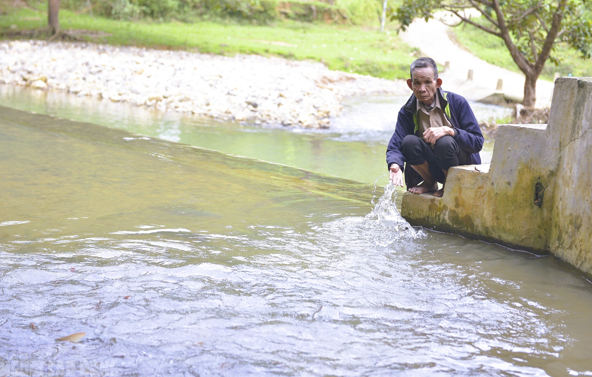 Có một suối "cá thần" khác ở Thanh Hóa mà nhiều người chưa biết- Ảnh 8.