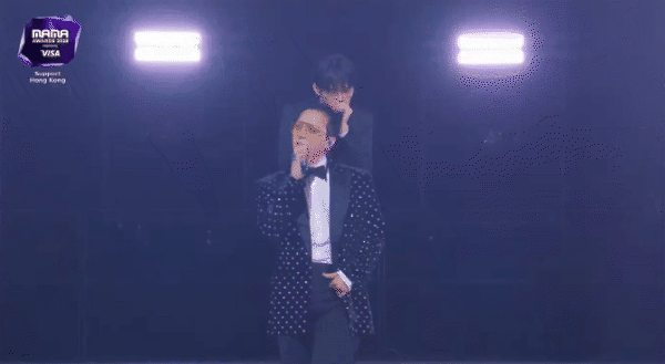 Màn trình diễn của G-DRAGON tại MAMA 2025: Không hát bao nhiêu nhưng phải thốt lên 2 từ “đẳng cấp”!- Ảnh 3. Màn trình diễn của G-DRAGON tại MAMA 2025: Không hát bao nhiêu nhưng phải thốt lên 2 từ “đẳng cấp”!- Ảnh 3.