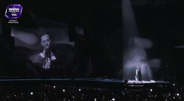 Màn trình diễn của G-DRAGON tại MAMA 2025: Không hát bao nhiêu nhưng phải thốt lên 2 từ “đẳng cấp”!- Ảnh 7. Màn trình diễn của G-DRAGON tại MAMA 2025: Không hát bao nhiêu nhưng phải thốt lên 2 từ “đẳng cấp”!- Ảnh 7.