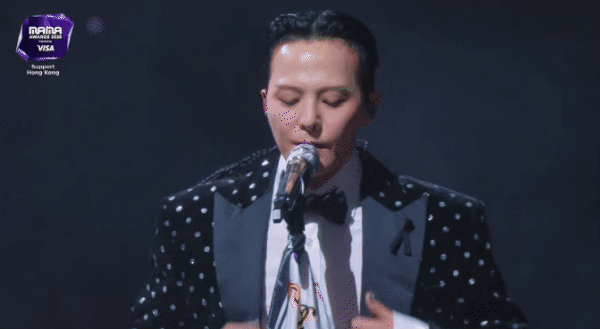 Màn trình diễn của G-DRAGON tại MAMA 2025: Không hát bao nhiêu nhưng phải thốt lên 2 từ “đẳng cấp”!- Ảnh 5. Màn trình diễn của G-DRAGON tại MAMA 2025: Không hát bao nhiêu nhưng phải thốt lên 2 từ “đẳng cấp”!- Ảnh 5.