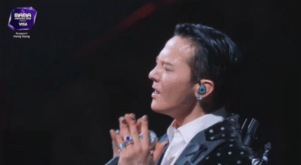 Màn trình diễn của G-DRAGON tại MAMA 2025: Không hát bao nhiêu nhưng phải thốt lên 2 từ “đẳng cấp”!- Ảnh 6. Màn trình diễn của G-DRAGON tại MAMA 2025: Không hát bao nhiêu nhưng phải thốt lên 2 từ “đẳng cấp”!- Ảnh 6.