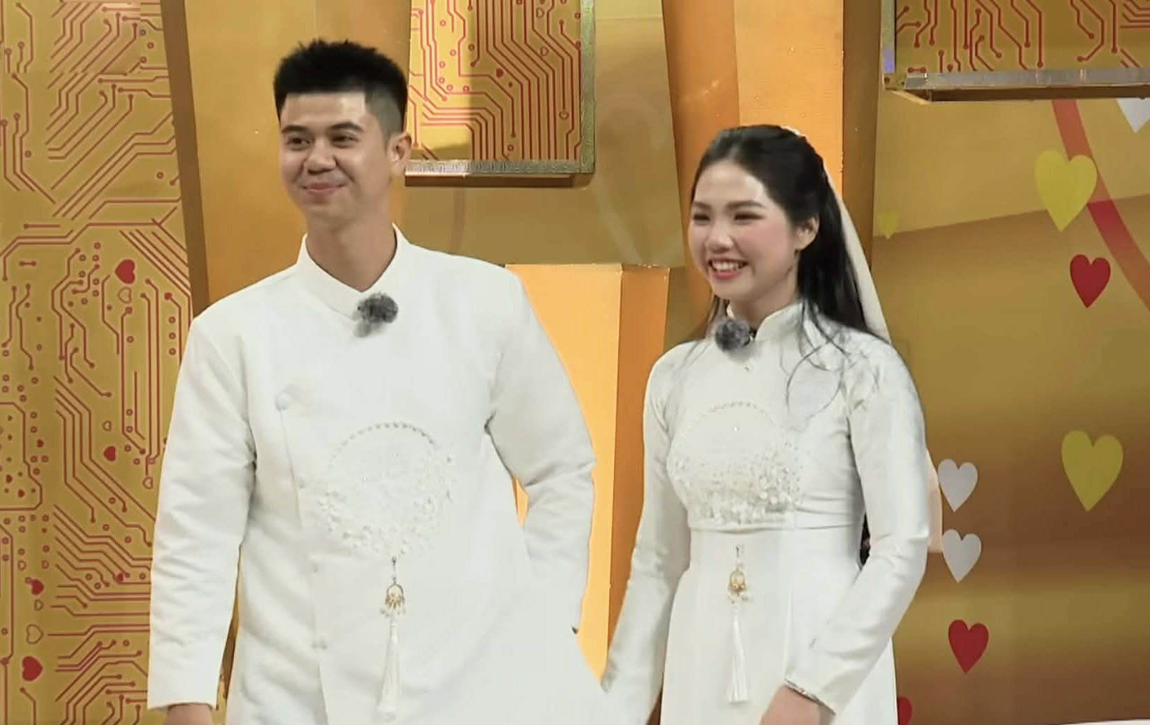 Trước cưới 3 ngày phát hiện bạn trai có người khác, đặt “khách sạn tình yêu”, cô gái phản ứng bất ngờ- Ảnh 7. Trước cưới 3 ngày phát hiện bạn trai có người khác, đặt “khách sạn tình yêu”, cô gái phản ứng bất ngờ- Ảnh 7.