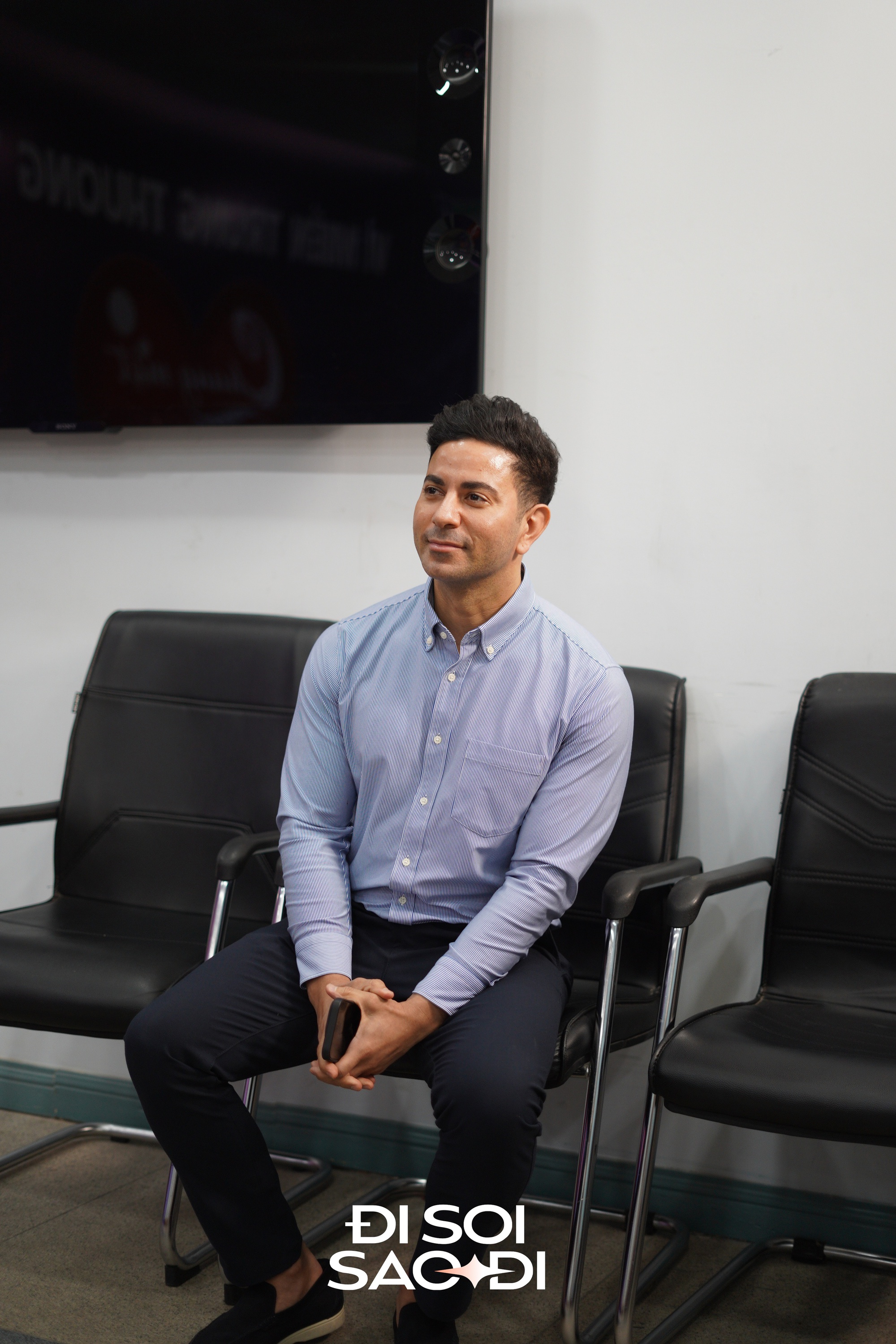 "Tóm dính" chồng sắp cưới của Tiên Nguyễn, 1 hành động lọt camera để lộ thái độ với nhà vợ tỷ phú- Ảnh 6.