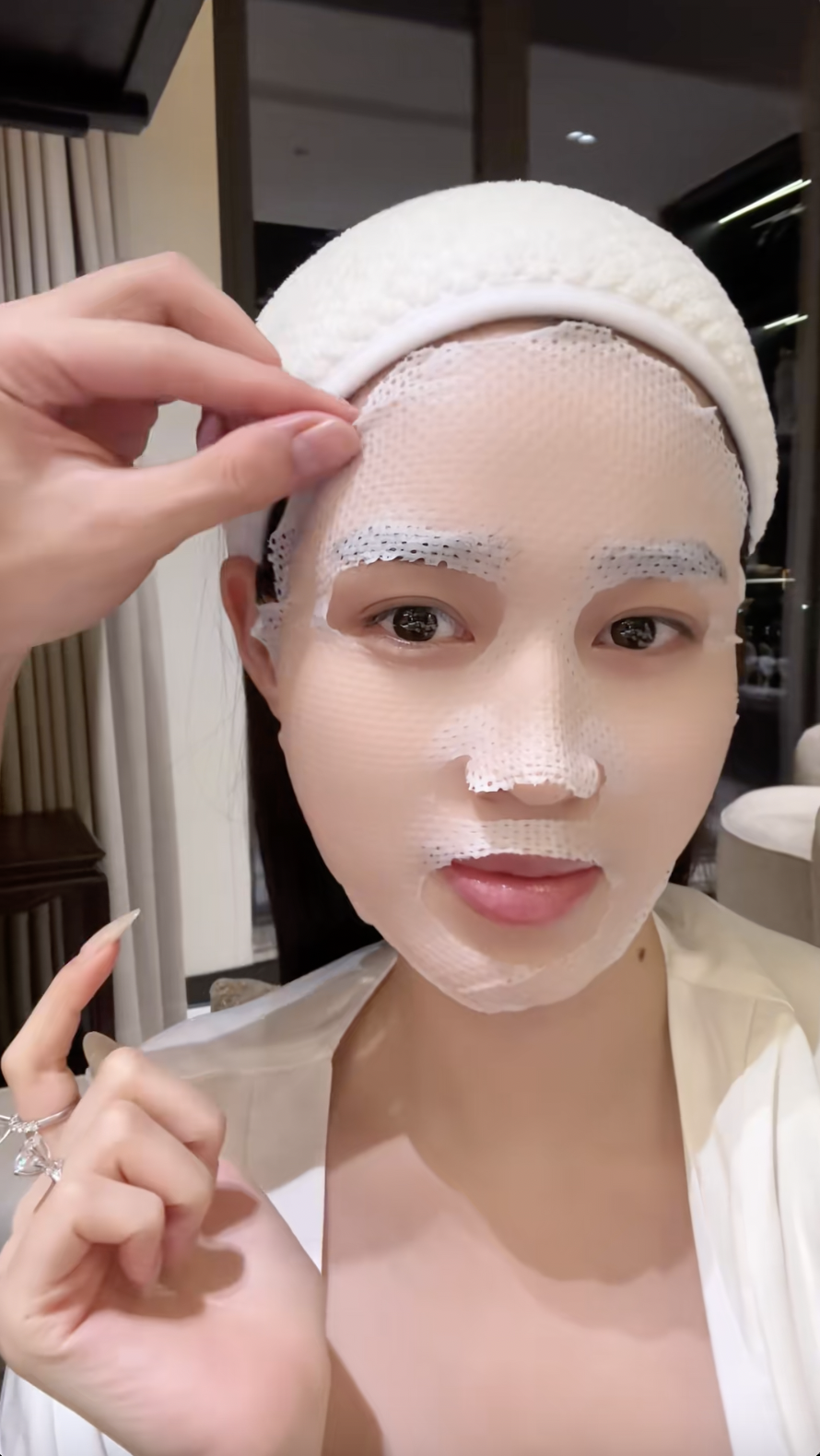 C&aacute;ch nổi tiếng k&igrave; lạ của Tổng gi&aacute;m đốc Viết Vương- Ảnh 1.