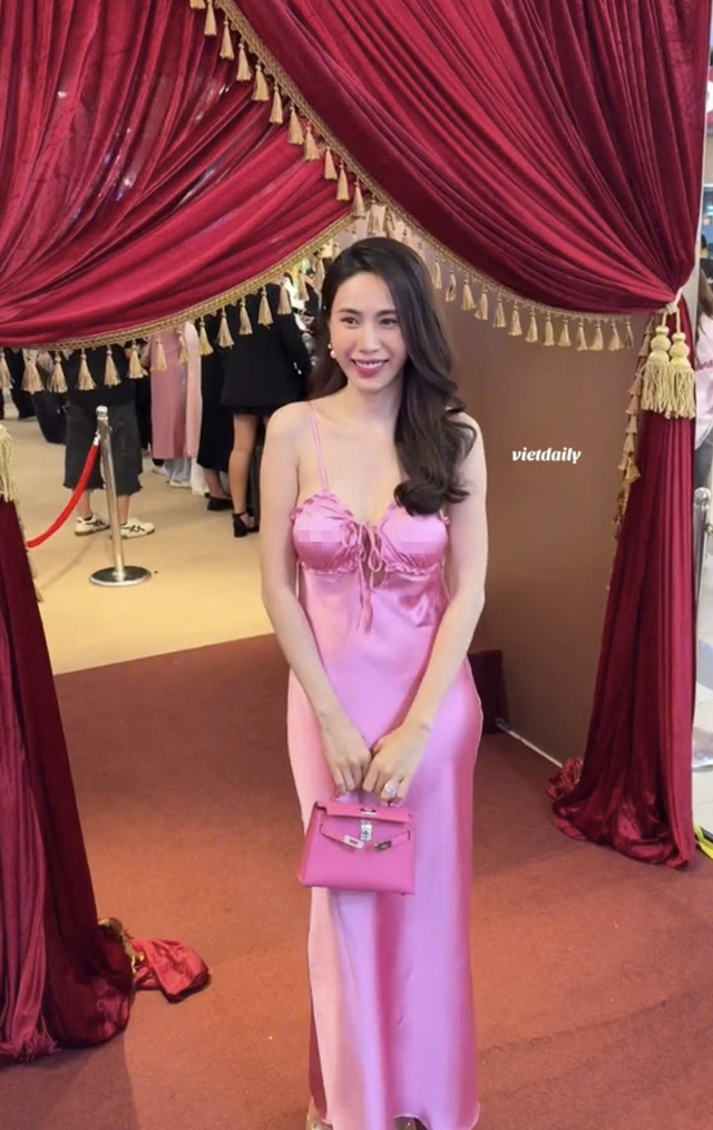 Thuỷ Tiên mặt lại khác xưa, nhưng nhất quyết không đổi 1 thứ- Ảnh 2.