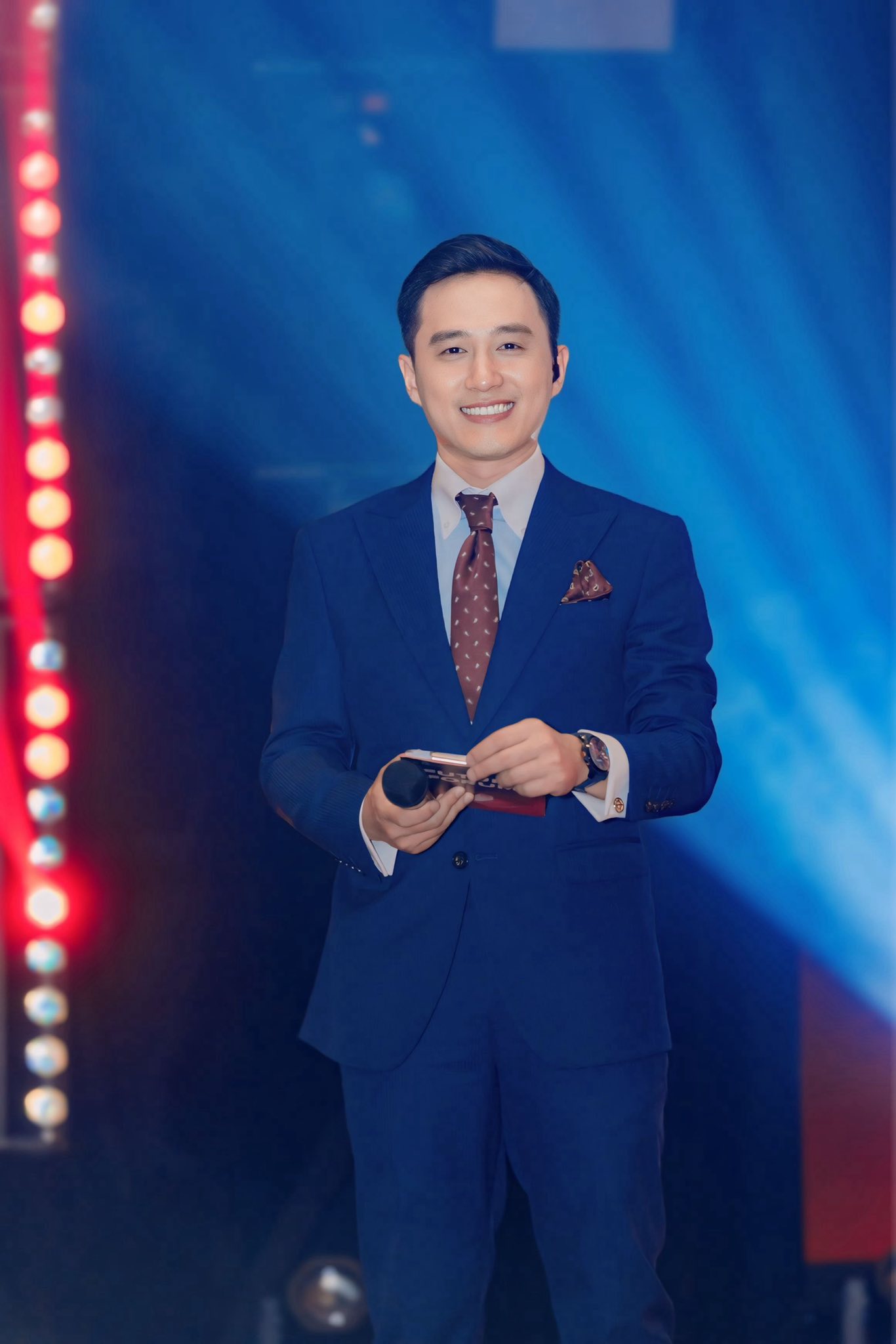 MC Ngọc Huy - MC dẫn Olympia lâu năm nhất: "Khánh Vy trưởng thành còn nhanh hơn cả... phần thi Tăng tốc"- Ảnh 4.