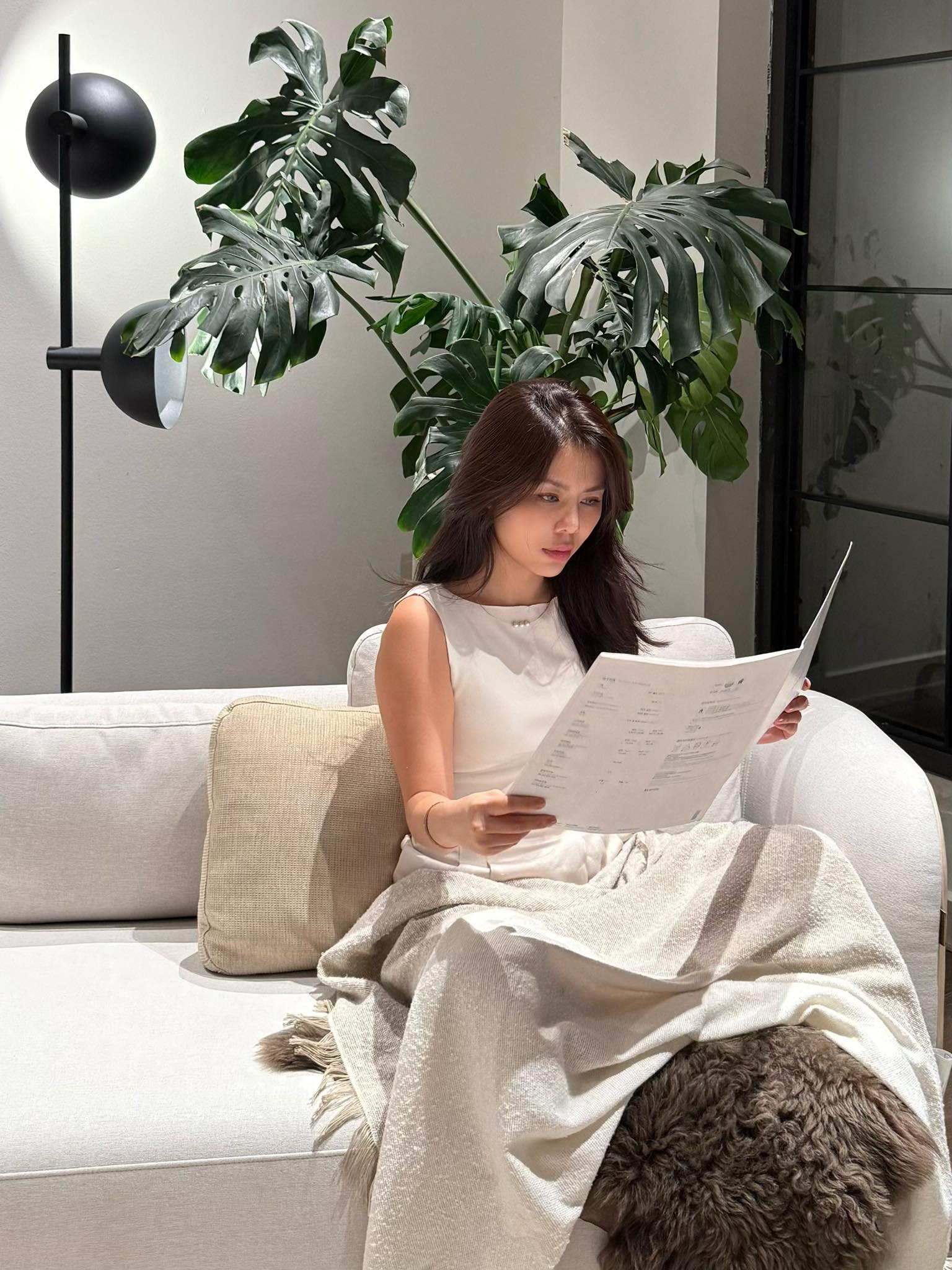 Nhà thiết kế, TikToker đi tìm mẹ sau 31 năm bị bỏ rơi đang dậy sóng là ai?- Ảnh 1.