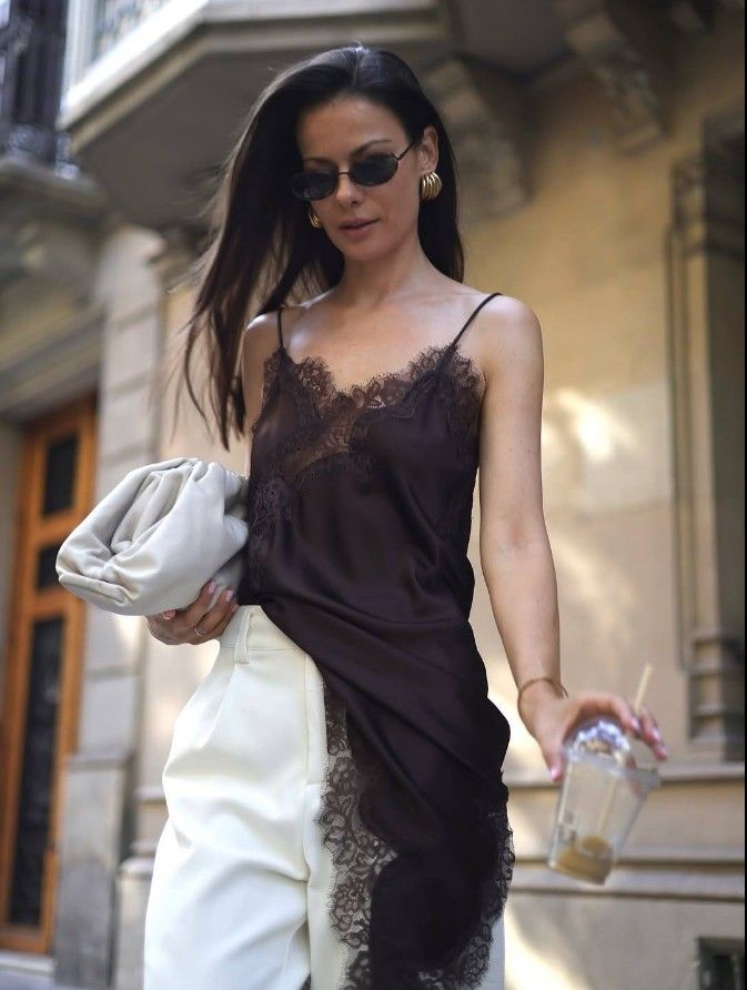 Chiếc áo hở bạo gây lo lắng của Minh Hằng- Ảnh 5.