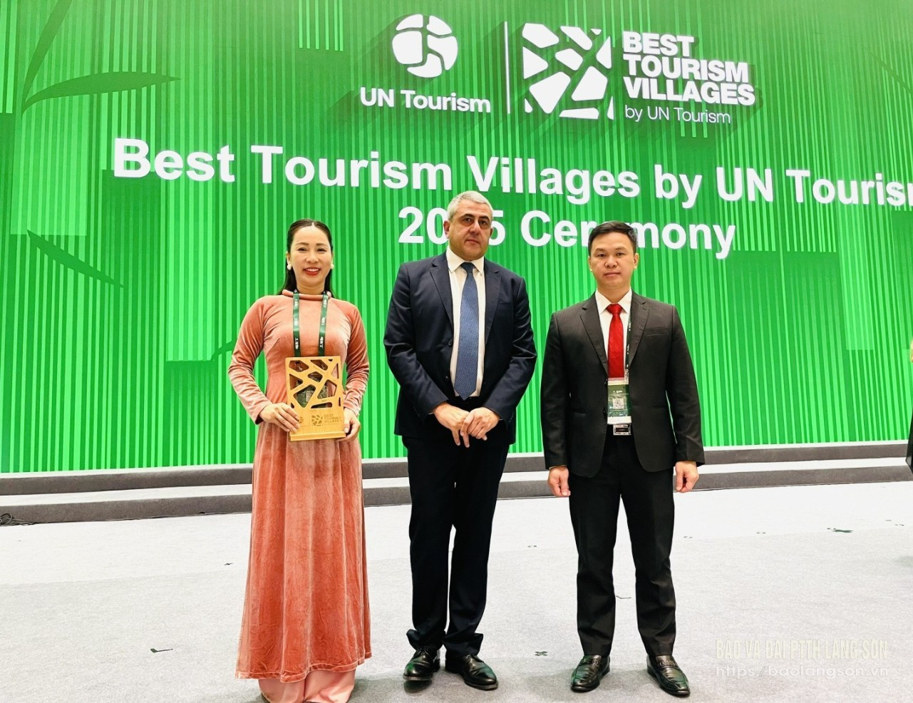 Làng du lịch cộng đ…