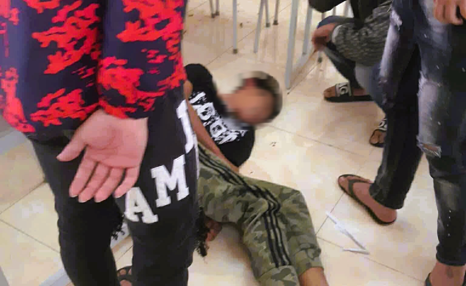 Nam sinh lớp 10 bị nhóm bạn cùng trường đánh xuất huyết não, tiên lượng xấu- Ảnh 1.