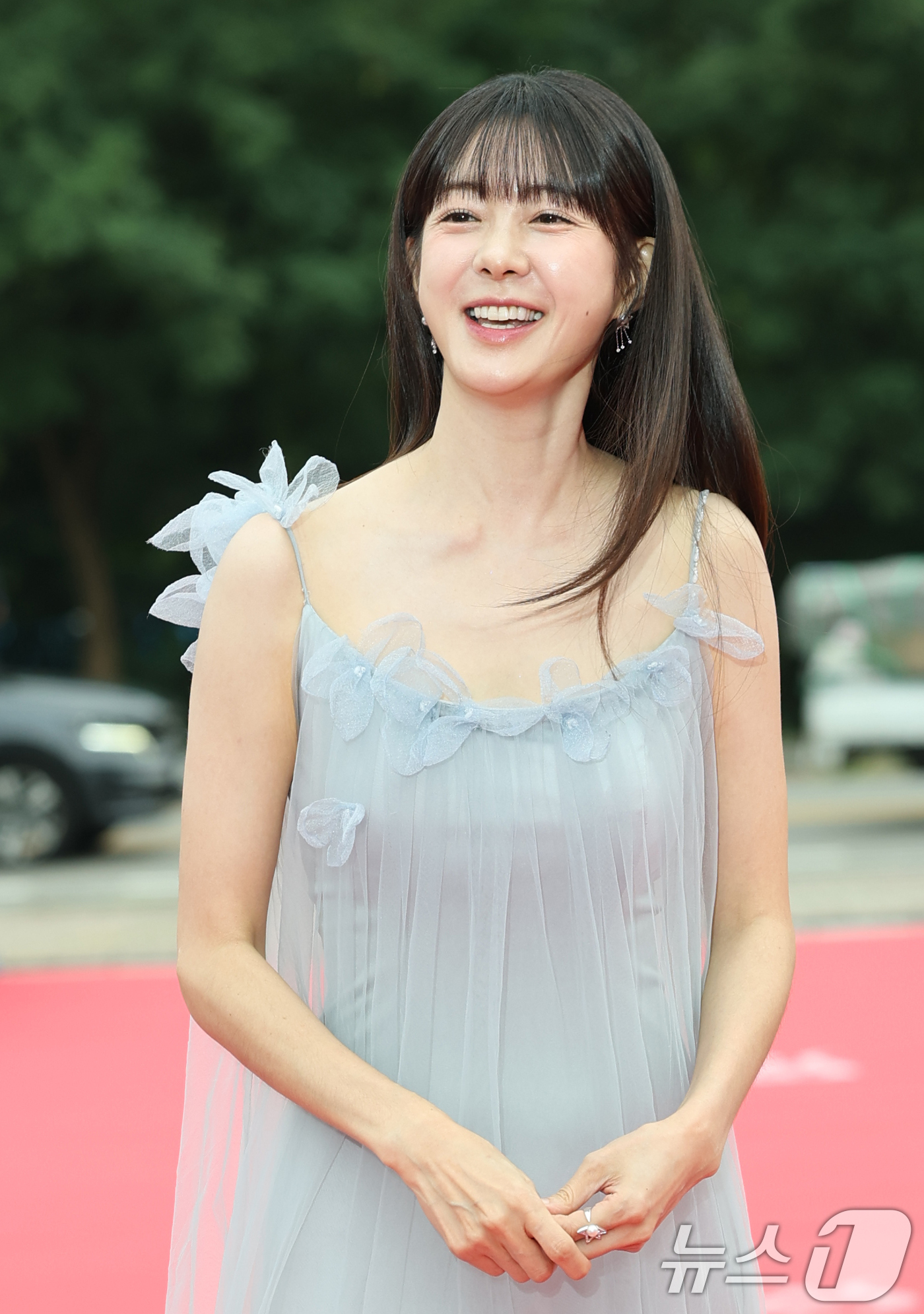 Quý tử nhà mỹ nhân “hack tuổi” đỉnh nhất lộ diện: Visual gây bão, tài năng và chơi thân với con trai Lee Byung Hun!- Ảnh 9.