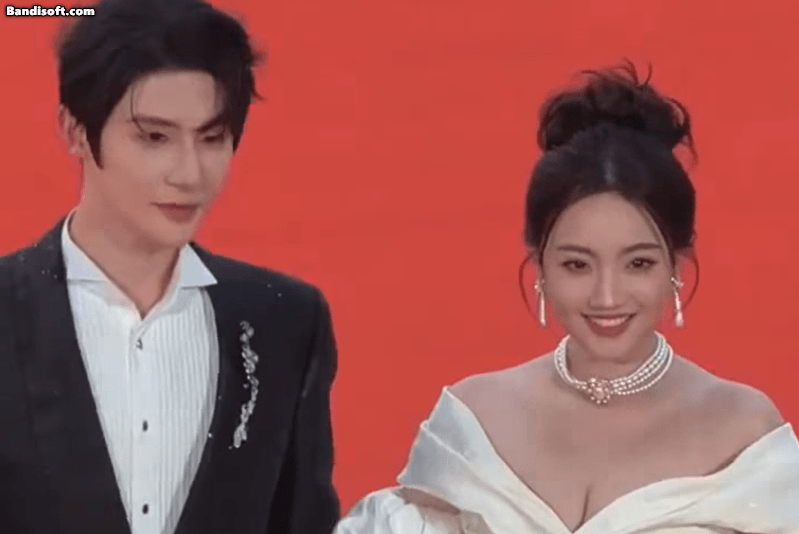 Cặp đôi phim giả tì…