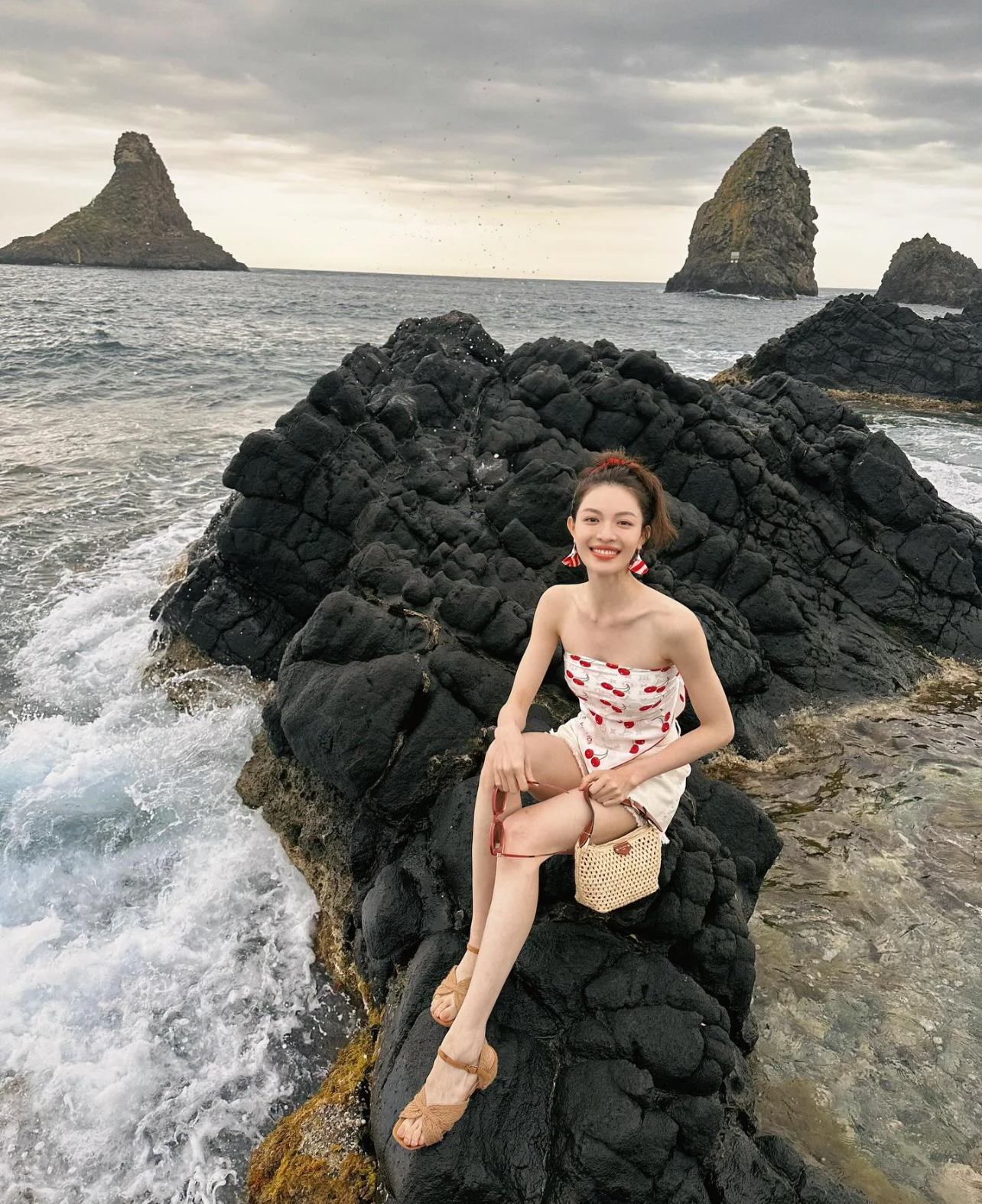 Bản sao của Thư Kỳ vướng drama khát khao center nhưng vẫn khiến dân tình nể một điều- Ảnh 21.