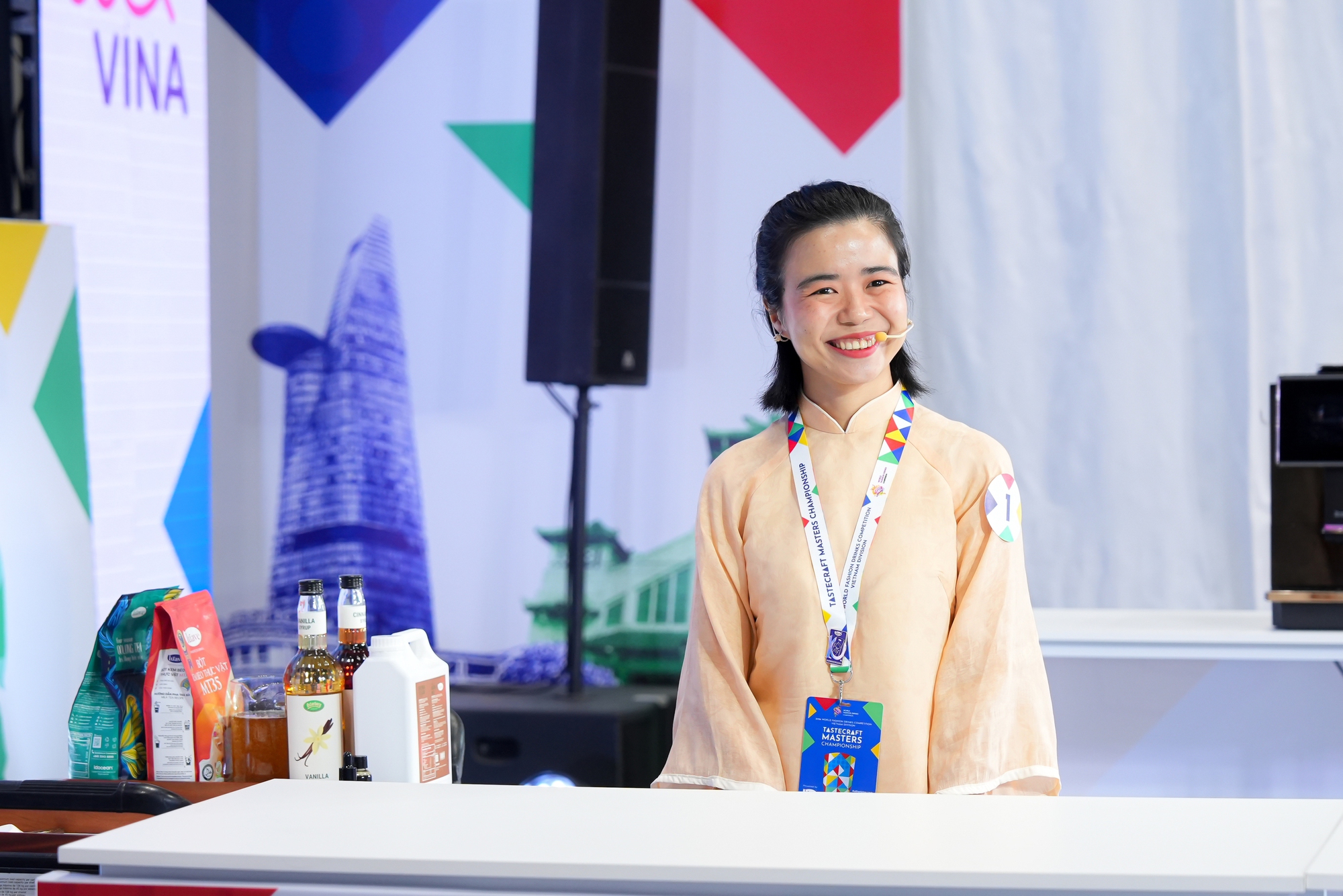 Độc lạ phở, bánh tét, bánh chưng lọt top 3 thức uống xuất sắc nhất cuộc thi đồ uống không cồn- Ảnh 2.