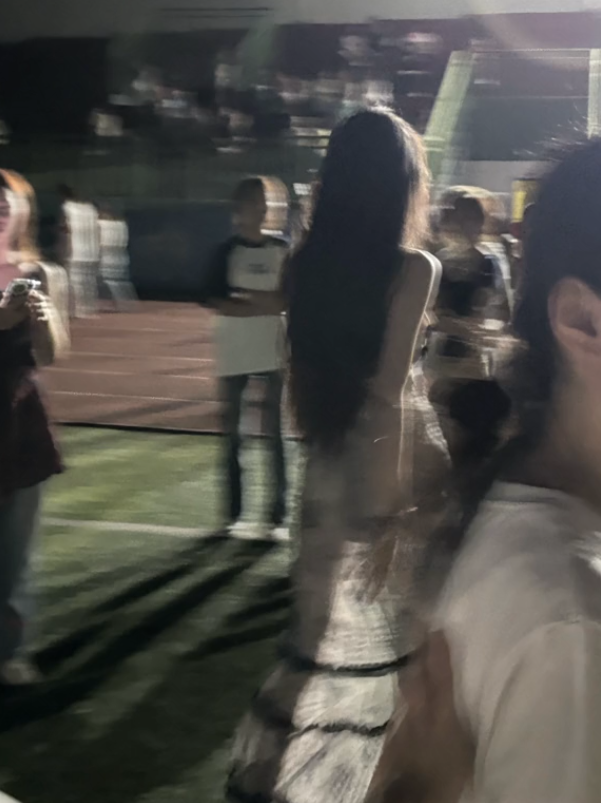 12 giây thần thánh khiến 1,2 triệu người mắc kẹt của nữ sinh được gọi là "bạch nguyệt quang"- Ảnh 5.