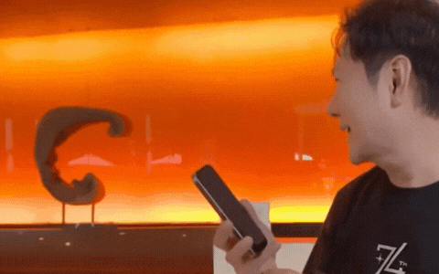 Ông Nawat có thái độ lạ với Hương Giang?- Ảnh 1. Ông Nawat có thái độ lạ với Hương Giang?- Ảnh 1.