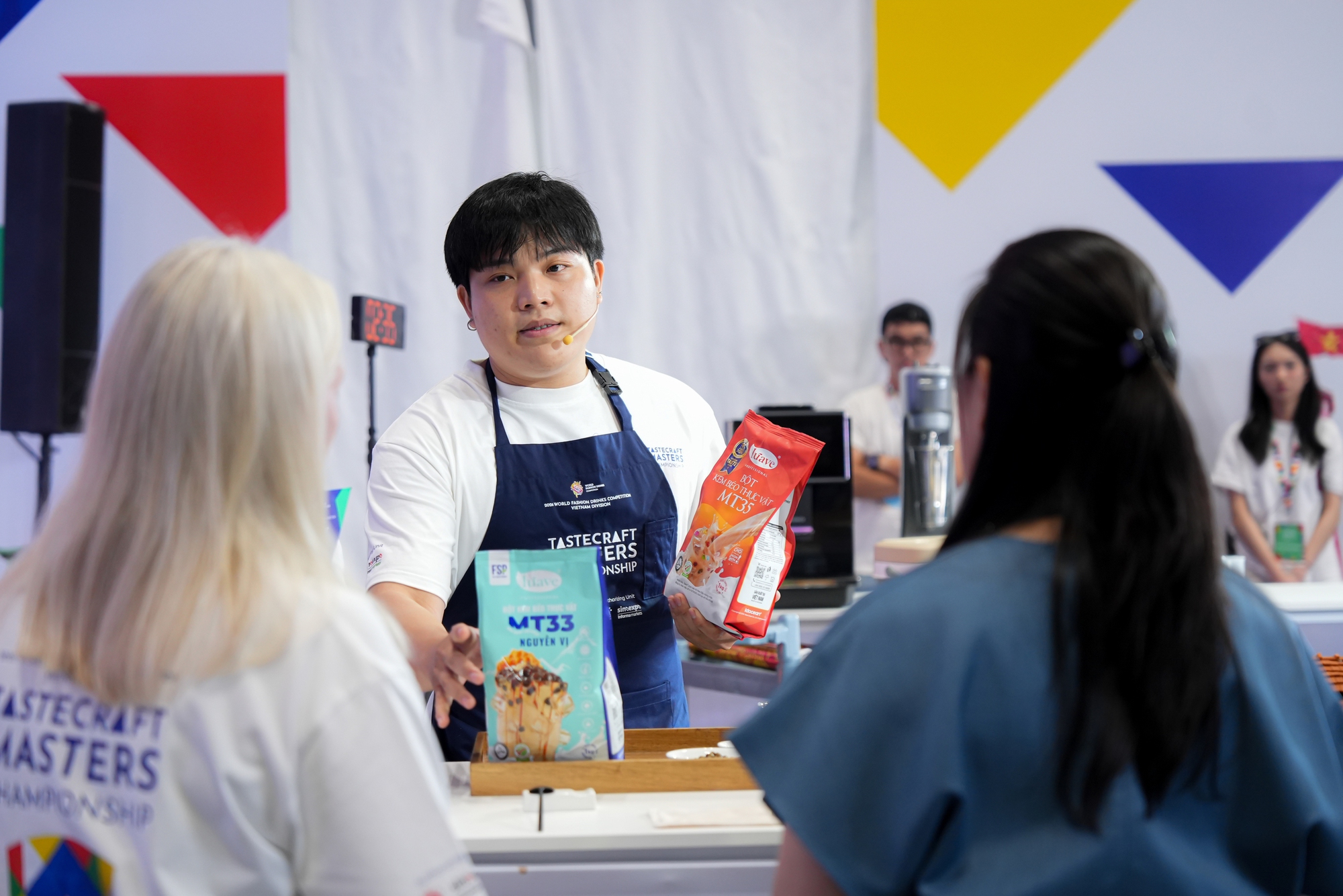 Độc lạ phở, bánh tét, bánh chưng lọt top 3 thức uống xuất sắc nhất cuộc thi đồ uống không cồn- Ảnh 4.