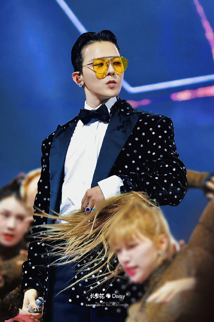 Thời gian không bỏ qua bất cứ ai, trừ G-Dragon!- Ảnh 4.