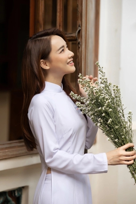 5 nữ thần thanh xuân đẹp nhất Việt Nam: Lan Ngọc xếp sau Nhã Phương, hạng 1 đúng chuẩn xé truyện ngôn tình bước ra- Ảnh 3.