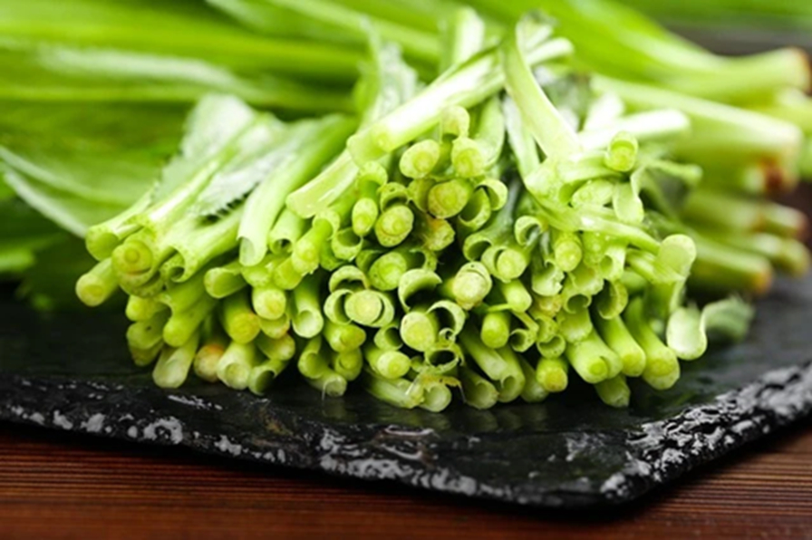 3 loại rau "nhiều ký sinh trùng nhất chợ" mùa này, thơm ngon, đói bụng mấy cũng chờ chín hẵng ăn- Ảnh 3.