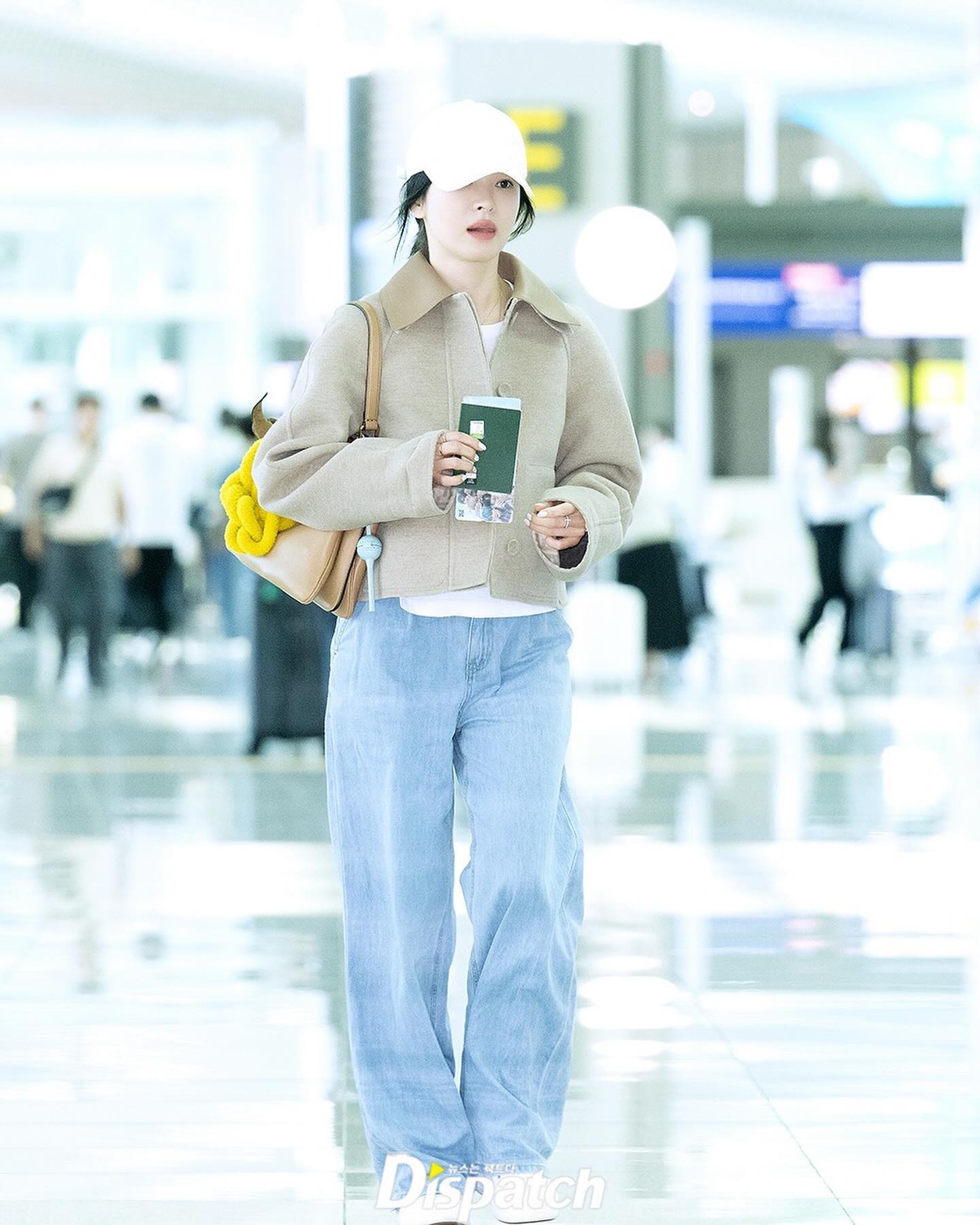 Mặc quần jeans theo phong cách tối giản: Song Hye Kyo chính là Mặc quần jeans theo phong cách tối giản: Song Hye Kyo chính là